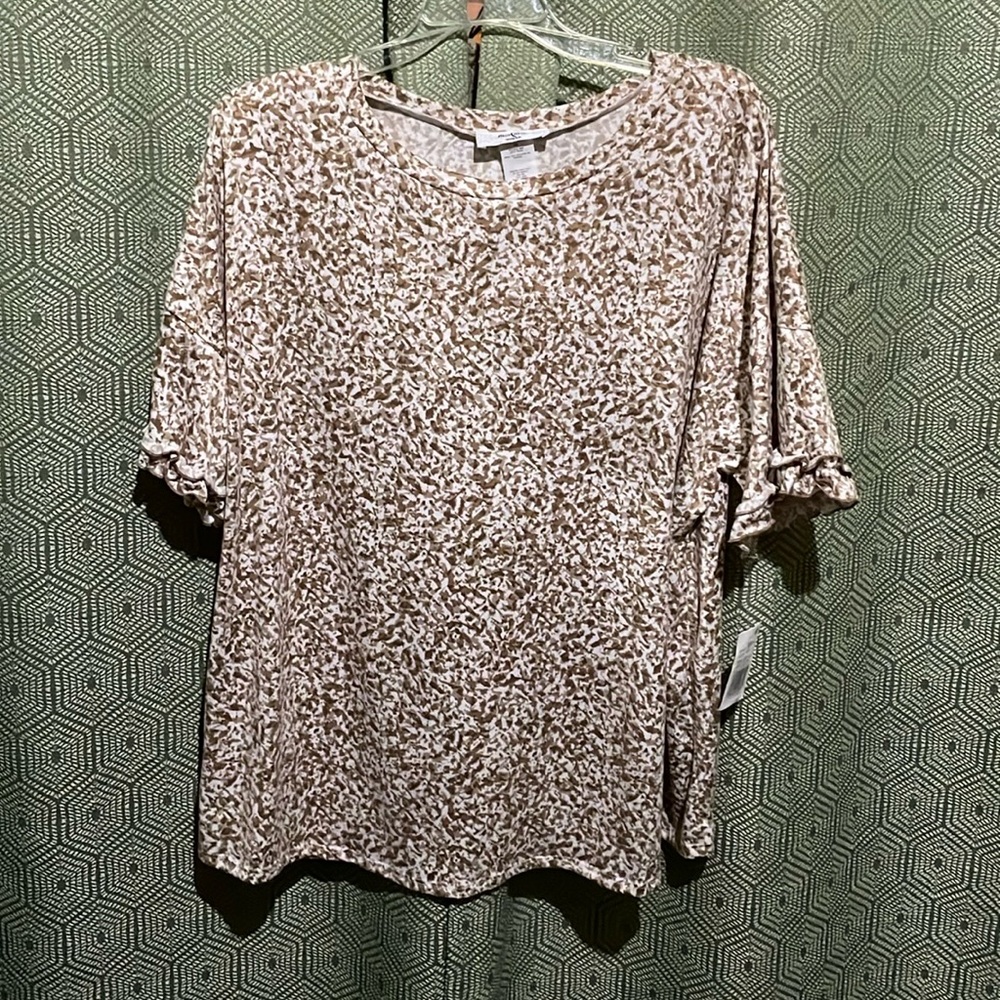 Moa Moa size 1X ruffled sleeved animal print top NWT-usually sold Anthropologie